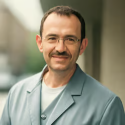 Elias Lu